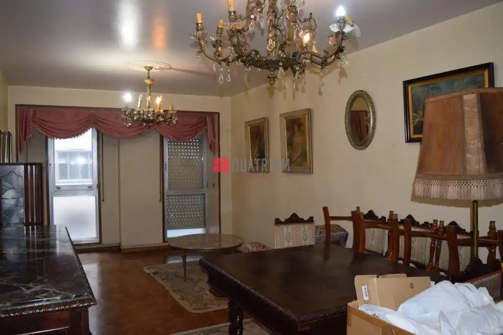 Comedor de Piso en venta en Santiago de Compostela  con Trastero