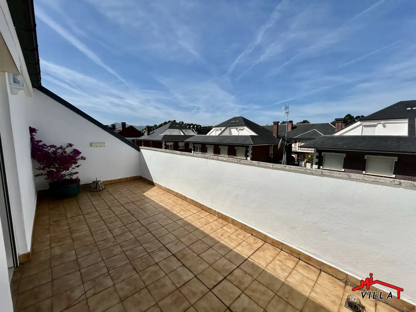 Terraza de Casa o chalet en venta en Laredo con Calefacción y Amueblado