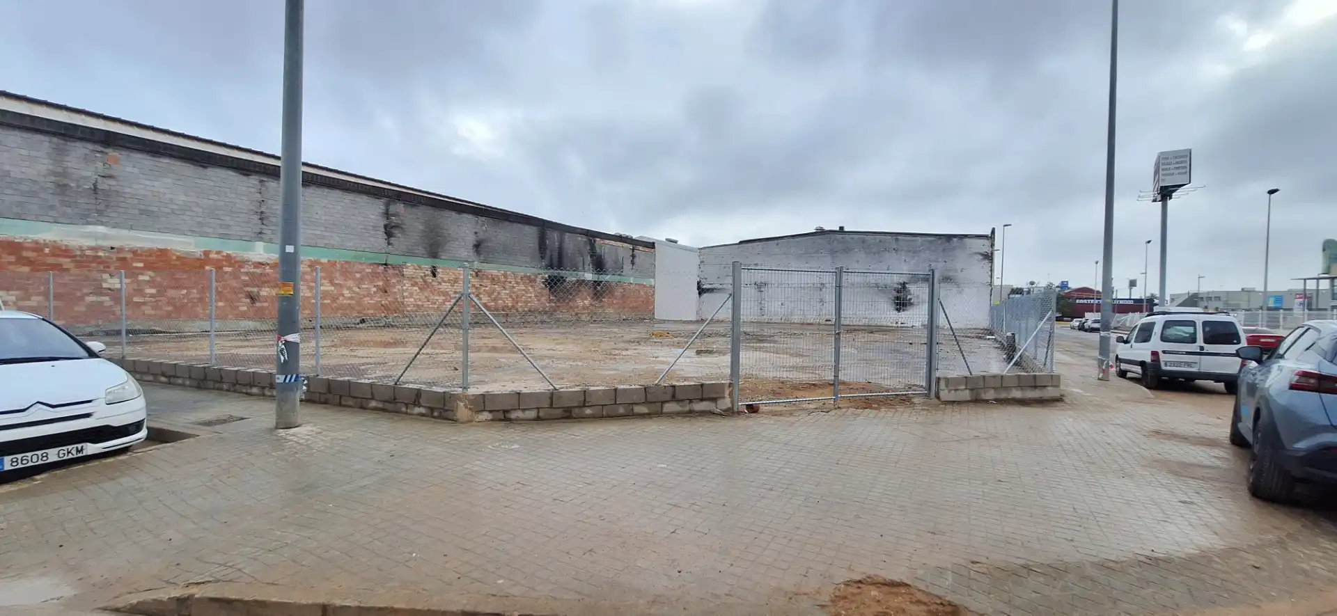 Außenansicht von Fabrik Grundstücke zur Miete in Alfafar