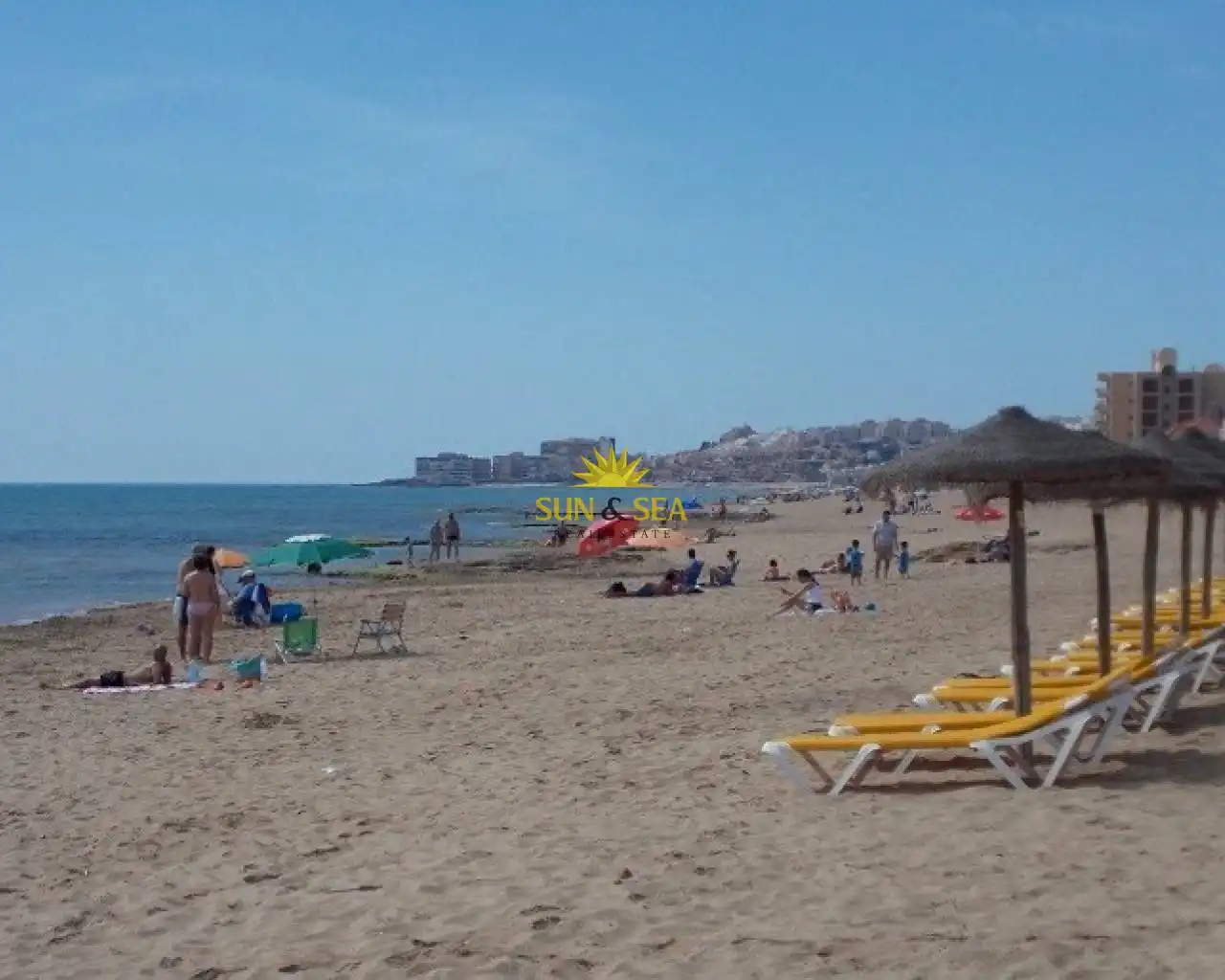 Vista exterior de Pis de lloguer en Torrevieja amb Aire condicionat, Calefacció i Terrassa