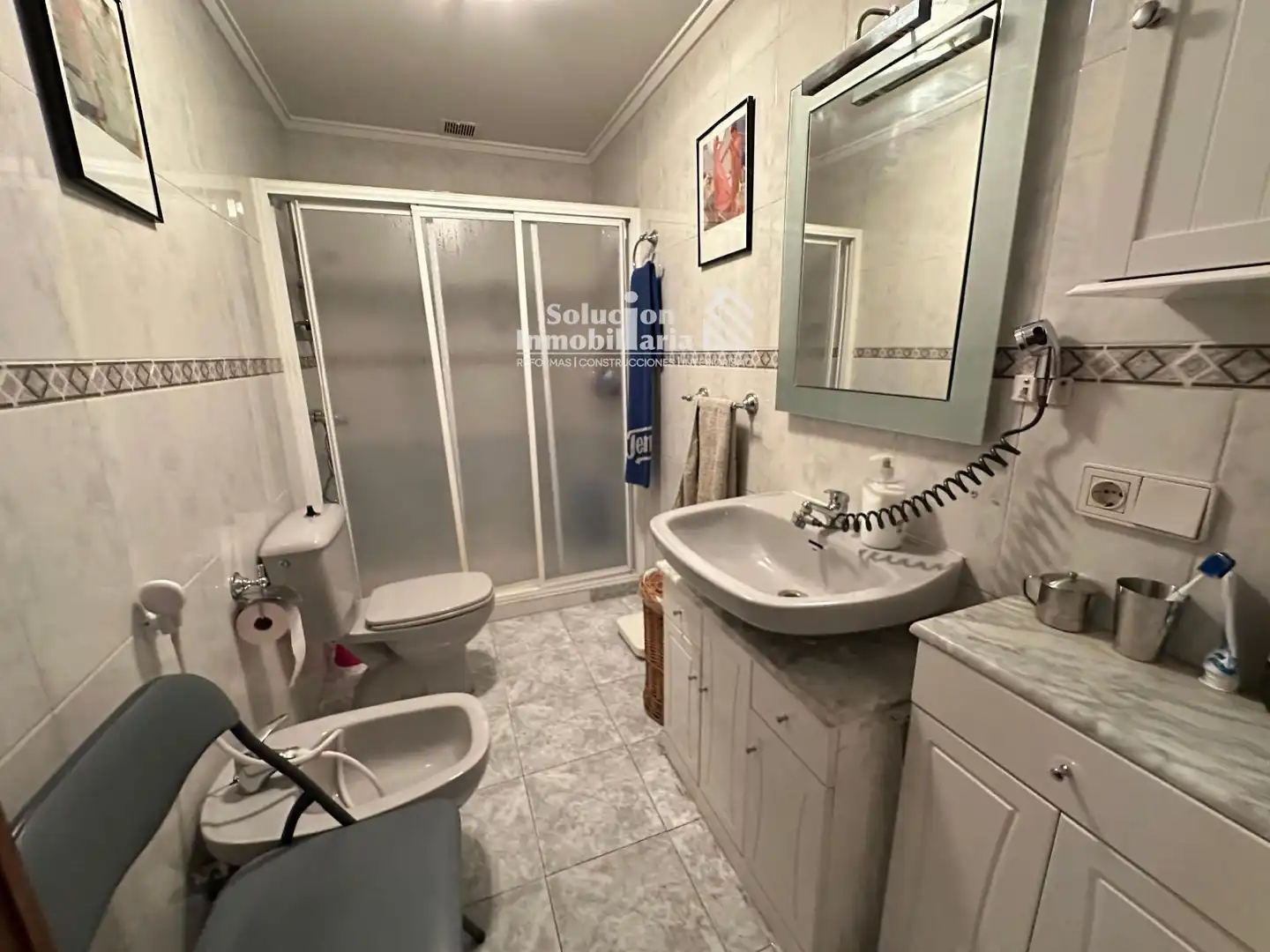 Bathroom of Flat for rent in Salamanca  with Heating, Terrace and Furnished