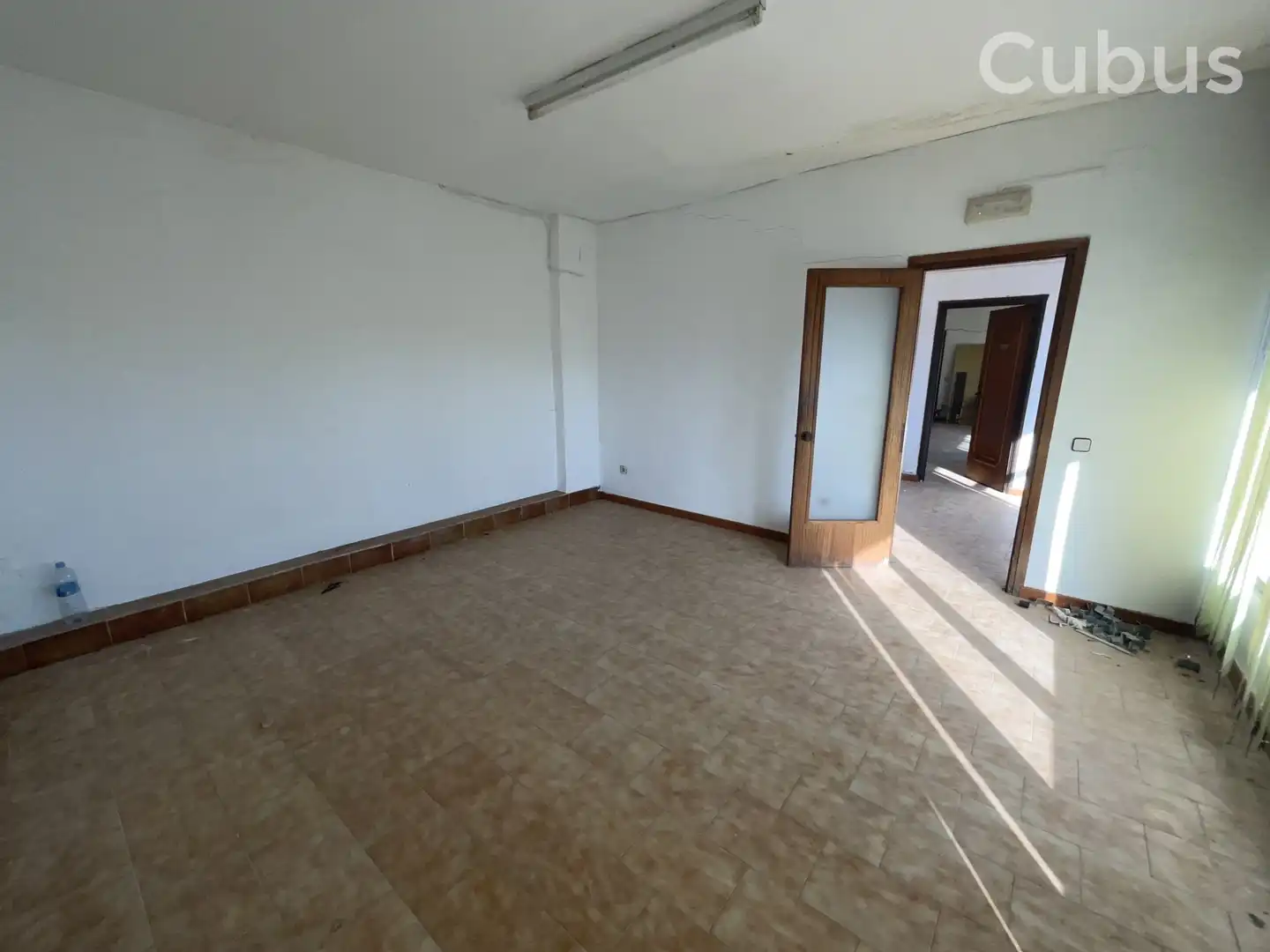 Gewerbefläche zum Verkauf in Sant Joan Les Fonts, imagen 9
