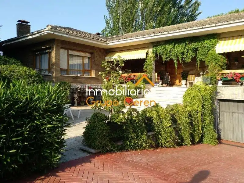 Houses for sale in Santo Domingo de la Calzada