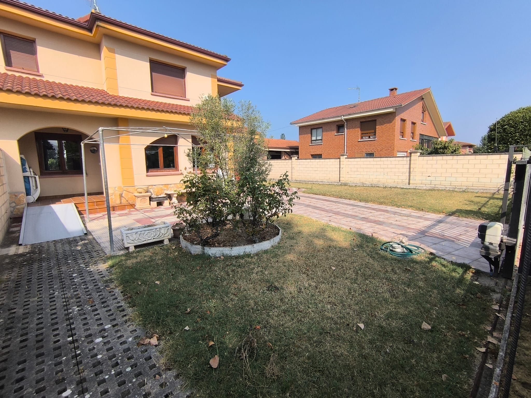Garden of Single-family semi-detached for sale in Medina de Pomar  with Heating, Private garden and Terrace