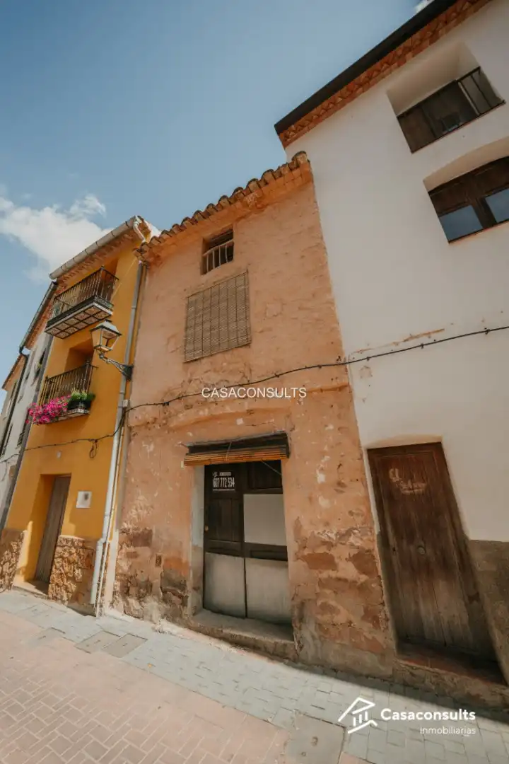 House with garden for sale in Carrer Paseo, imagen 2