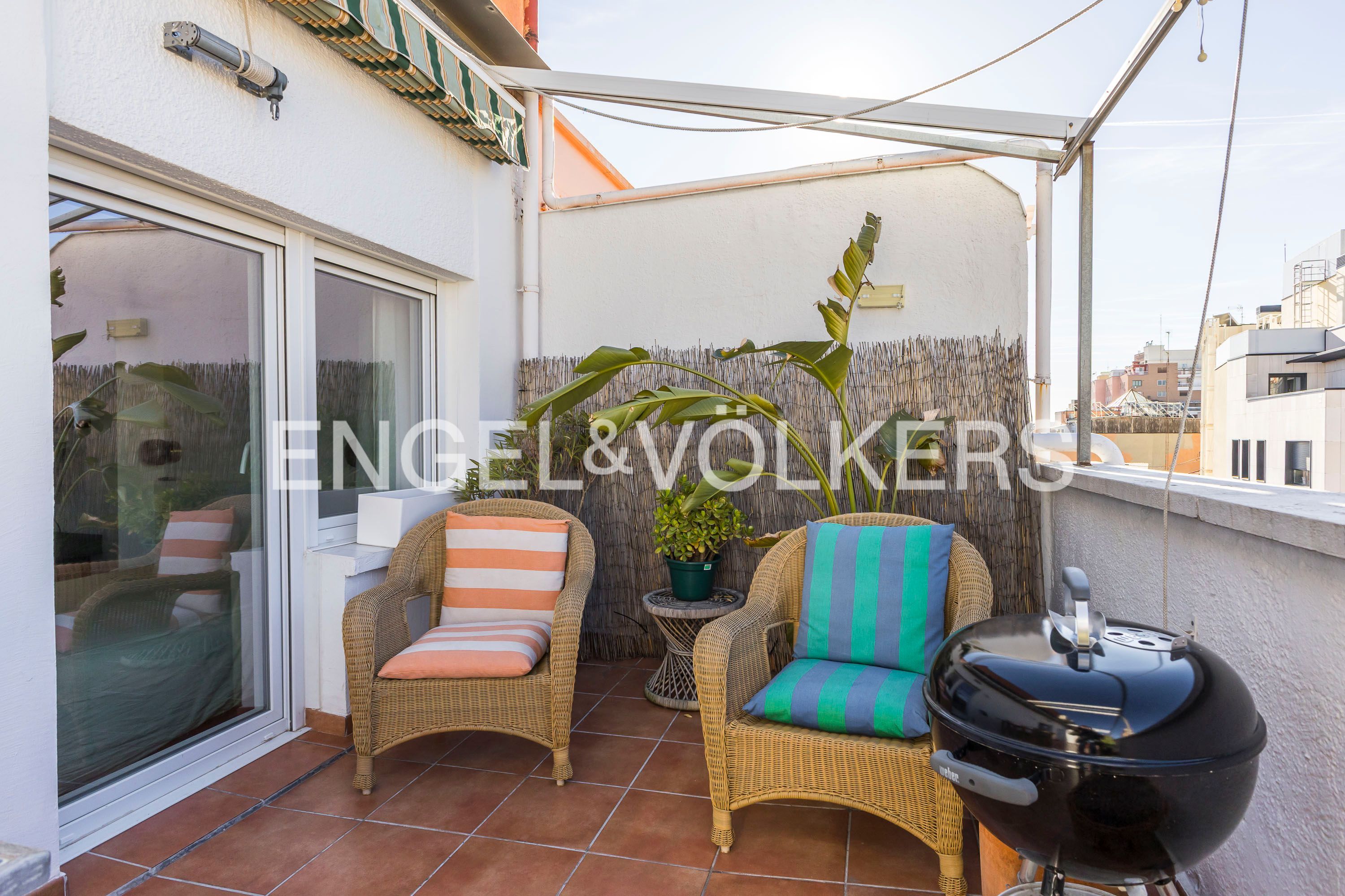 Terrassa de Pis de lloguer en  Madrid Capital amb Aire condicionat, Calefacció i Terrassa