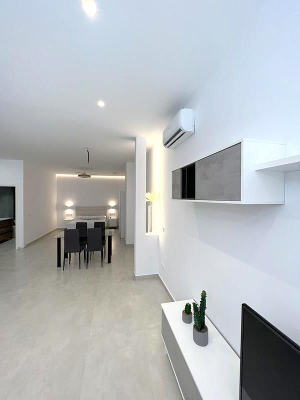 Living room of Flat for rent in Málaga Capital  with Air Conditioner, Heating and Furnished