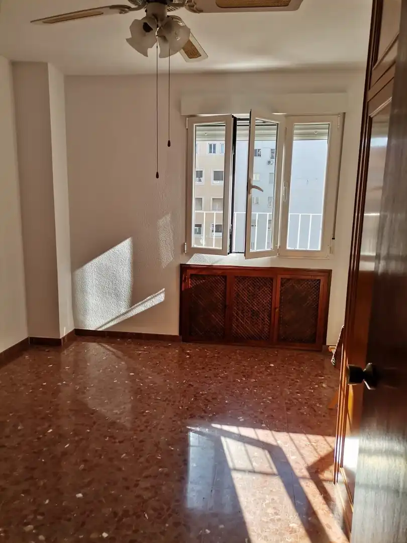 Habitación de Piso en venta en Córdoba con Aire acondicionado, Terraza y Trastero