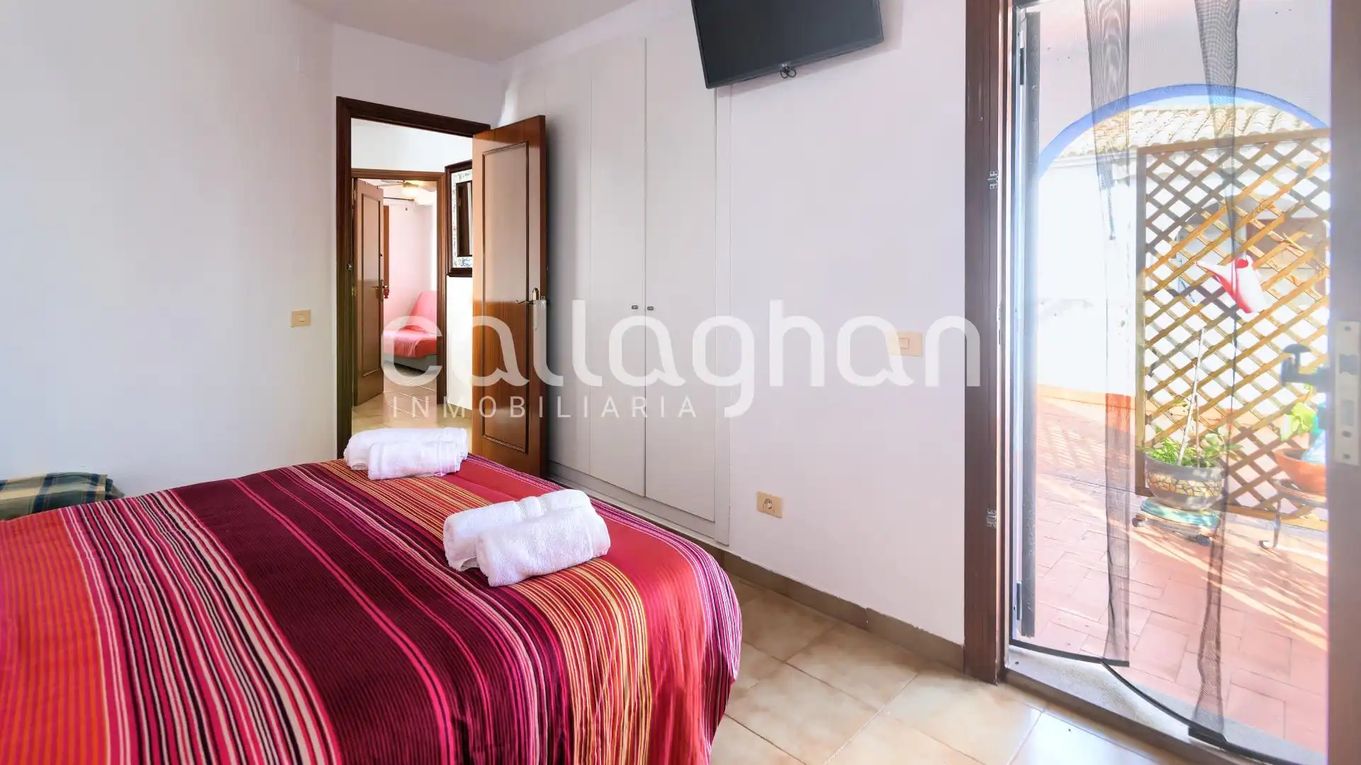 Dormitori de Casa adosada en venda en Sagunto / Sagunt amb Aire condicionat, Calefacció i Terrassa