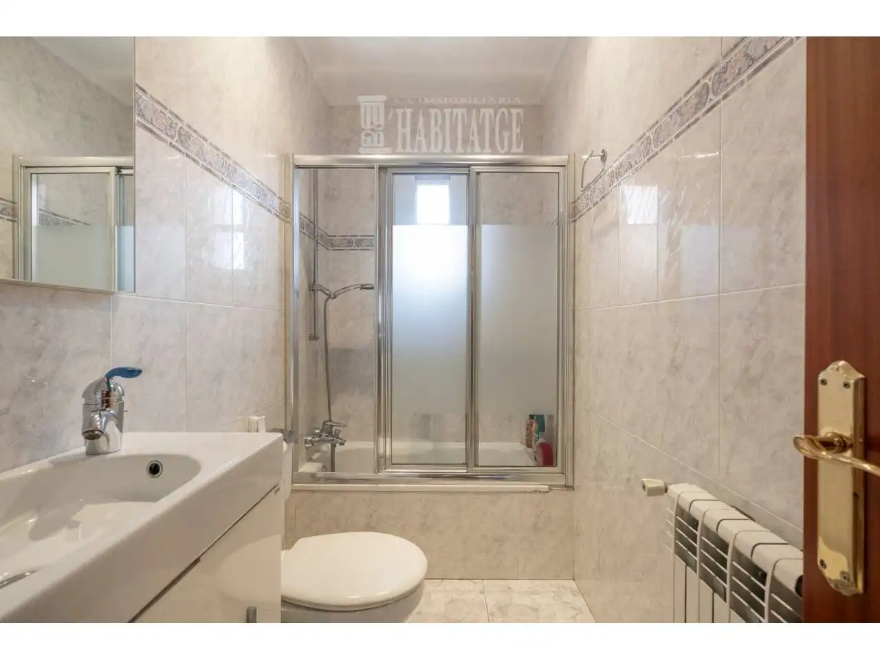 Bathroom of Houses for sale in Taradell, Barcelona