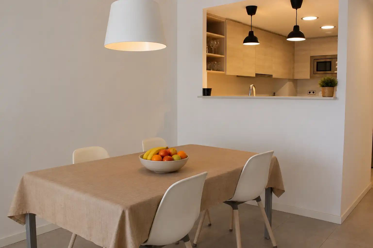 Apartament amb piscina de lloguer a Avinguda Catalunya 44, imagen 4