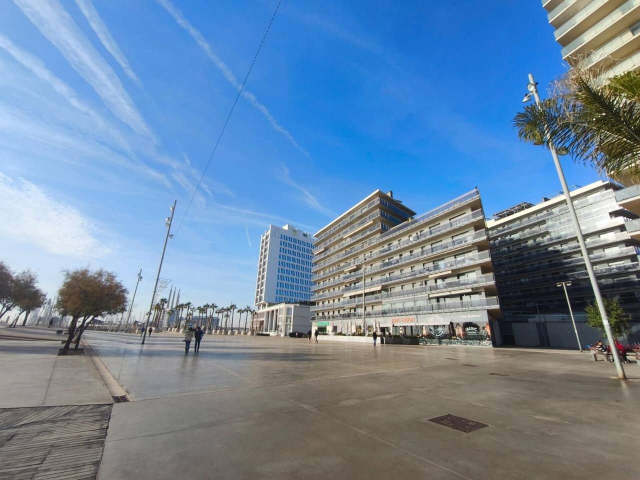 Exterior view of Flat for sale in Badalona  with Air Conditioner, Parquet flooring and Balcony