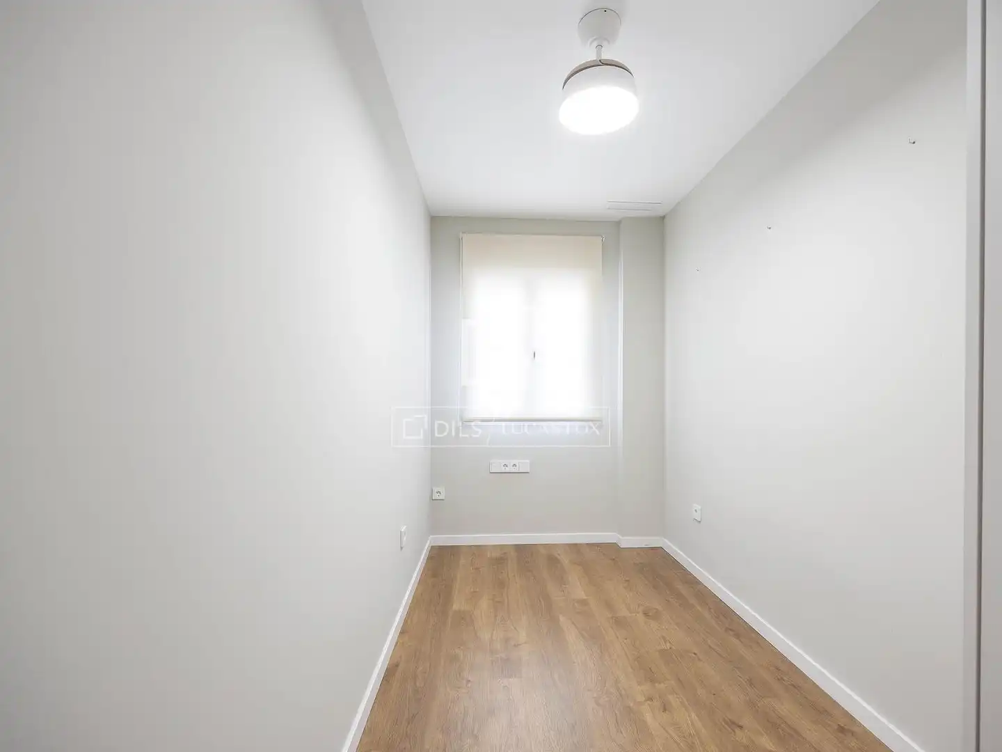Habitación de Ático de alquiler en Valencia con Aire acondicionado, Parquet y Terraza