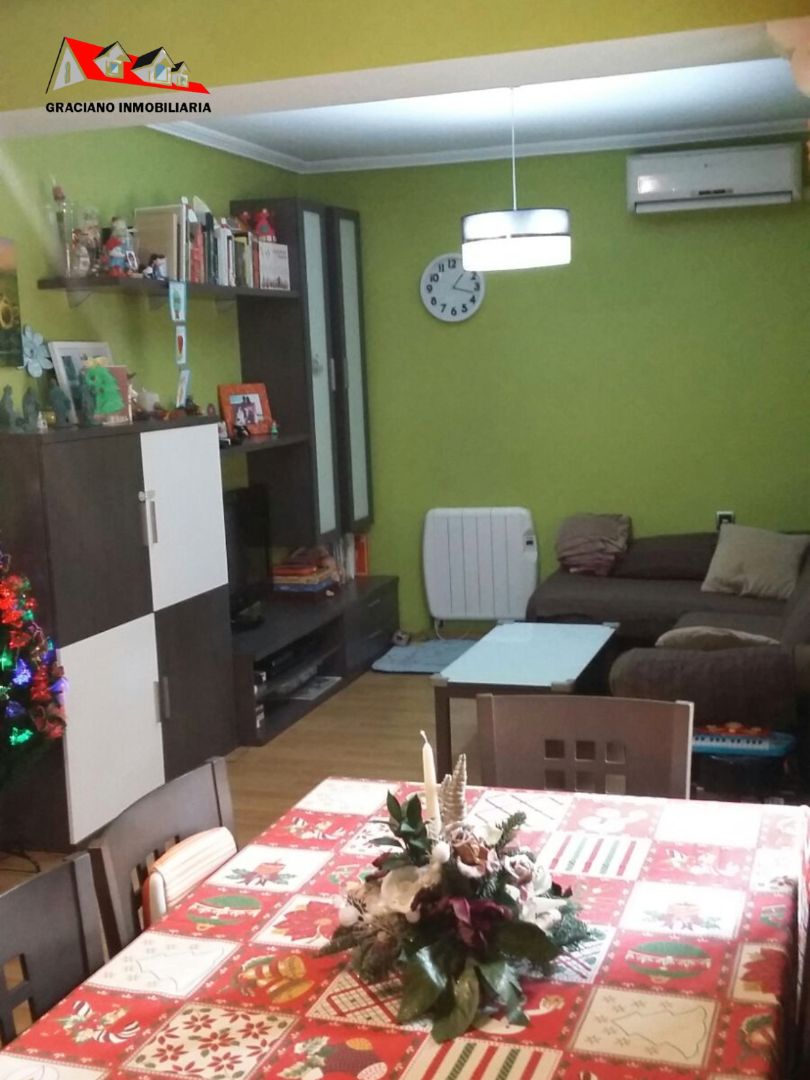 Living room of Apartment for sale in  Albacete Capital  with Heating, Furnished and Oven