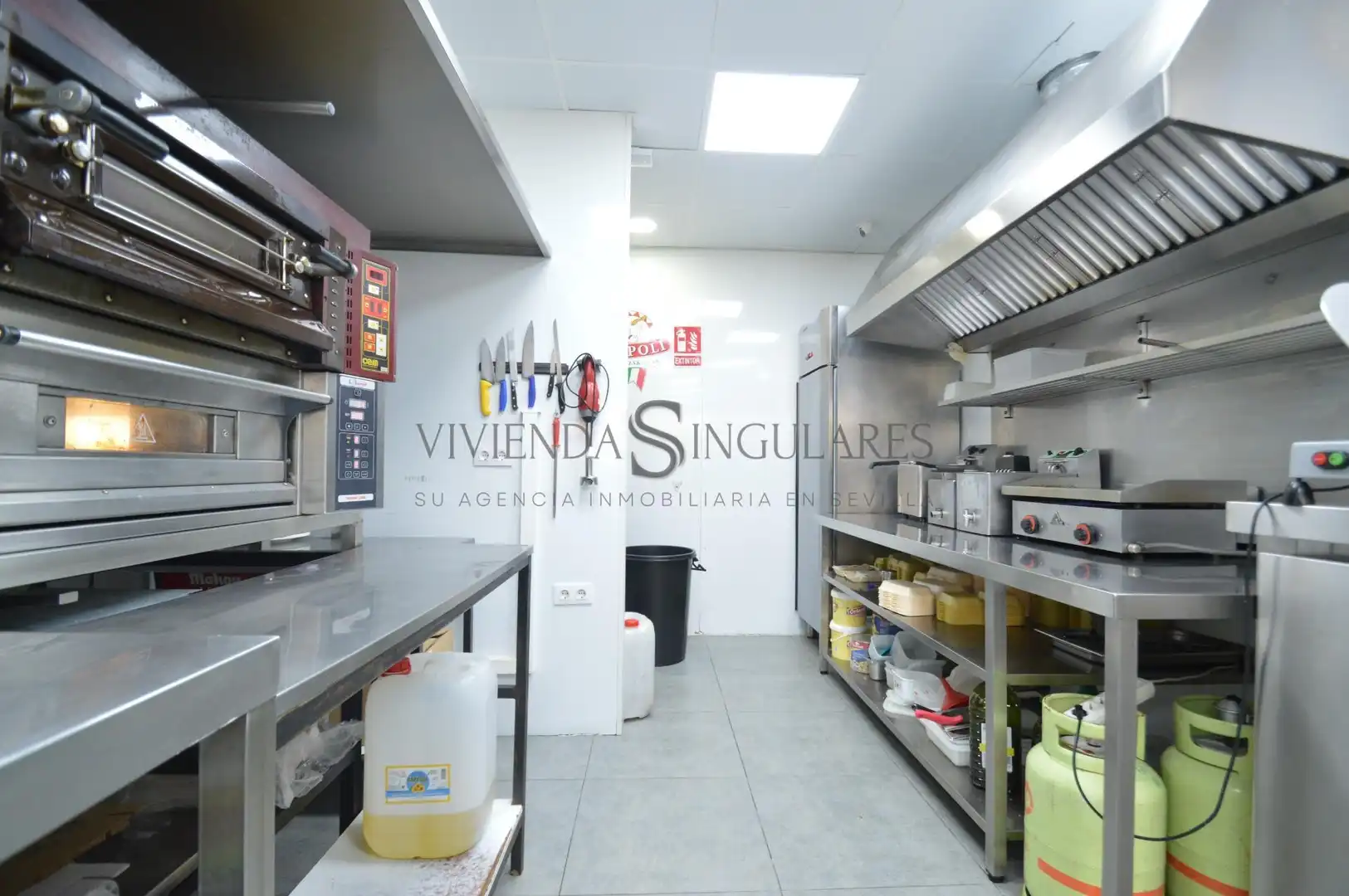Business premises for sale in Macarena, imagen 6