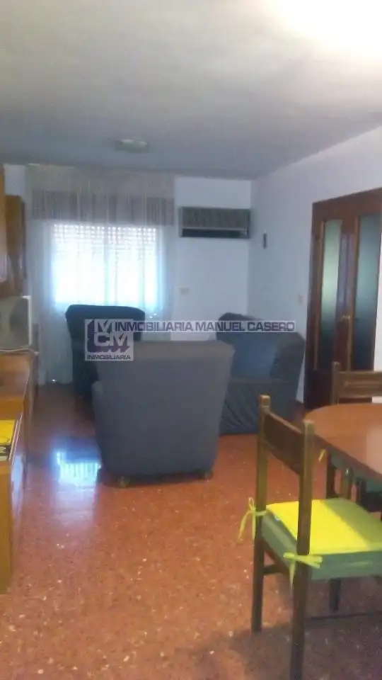 Vista exterior de Pis de lloguer en Cáceres amb Aire condicionat, Calefacció i Terrassa
