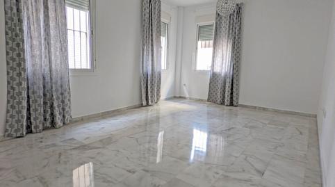 Photo 2 of Flat to rent in Sanlúcar la Mayor, Sevilla