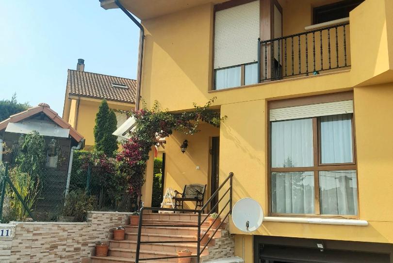 Photo 1 of House or chalet for sale in Calle San Pedro, Penagos, Cantabria