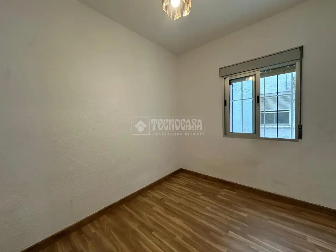 Bedroom of Flat for sale in Alcalá de Henares
