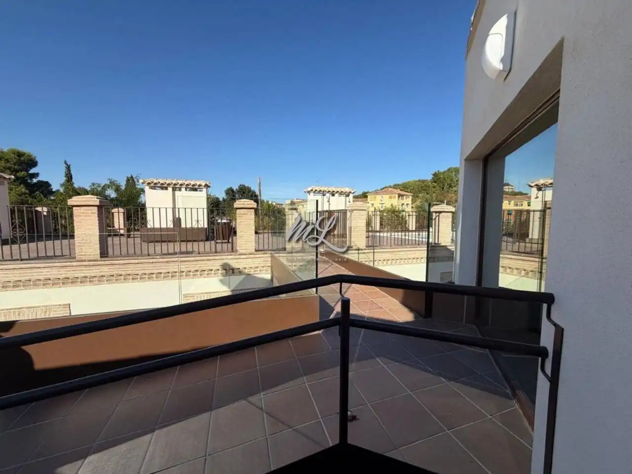 Terrassa de Dúplex en venda en Toledo amb Calefacció, Traster i Piscina comunitària