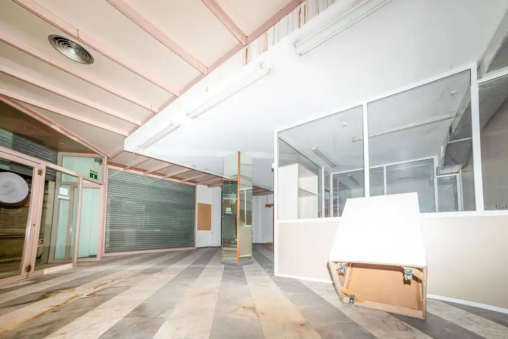 Business premises for sale in Cristobal Gracia 1, imagen 9