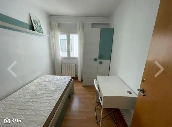 Habitación de Piso en venta en Zaragoza con Amueblado y Balcón