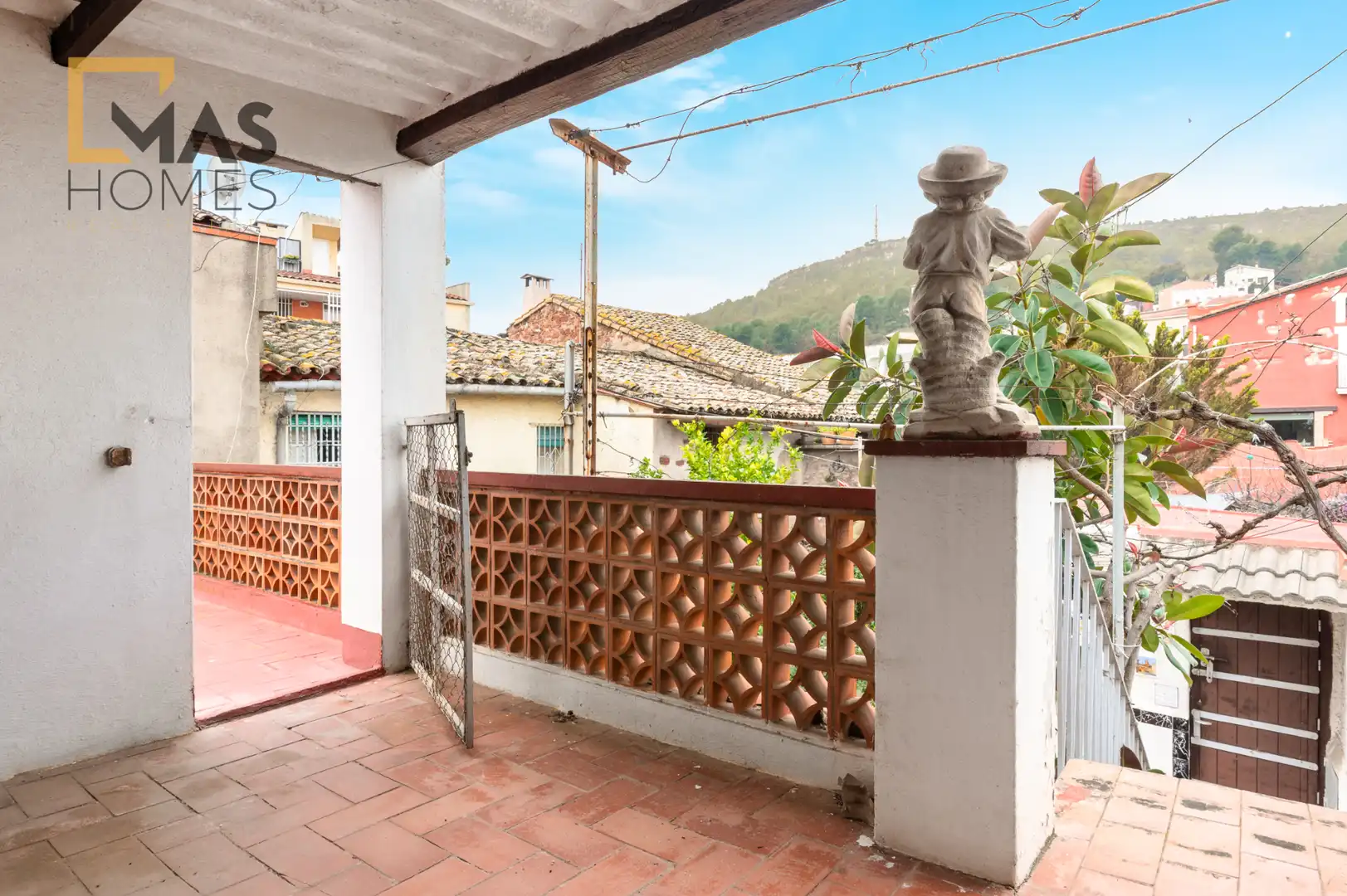 Country homes for sale in Carrer Sant Francesc, Pallejà