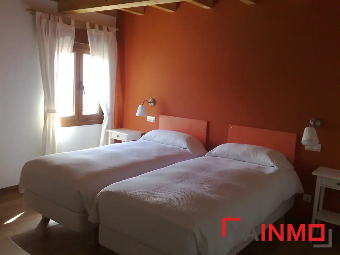 Habitación de Casa o chalet en venta en Condado de Treviño con Calefacción, Jardín privado y Parquet