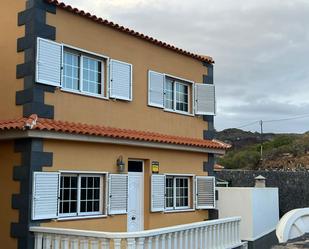 Exterior view of House or chalet for sale in San Miguel de Abona  with Terrace, Furnished and Oven