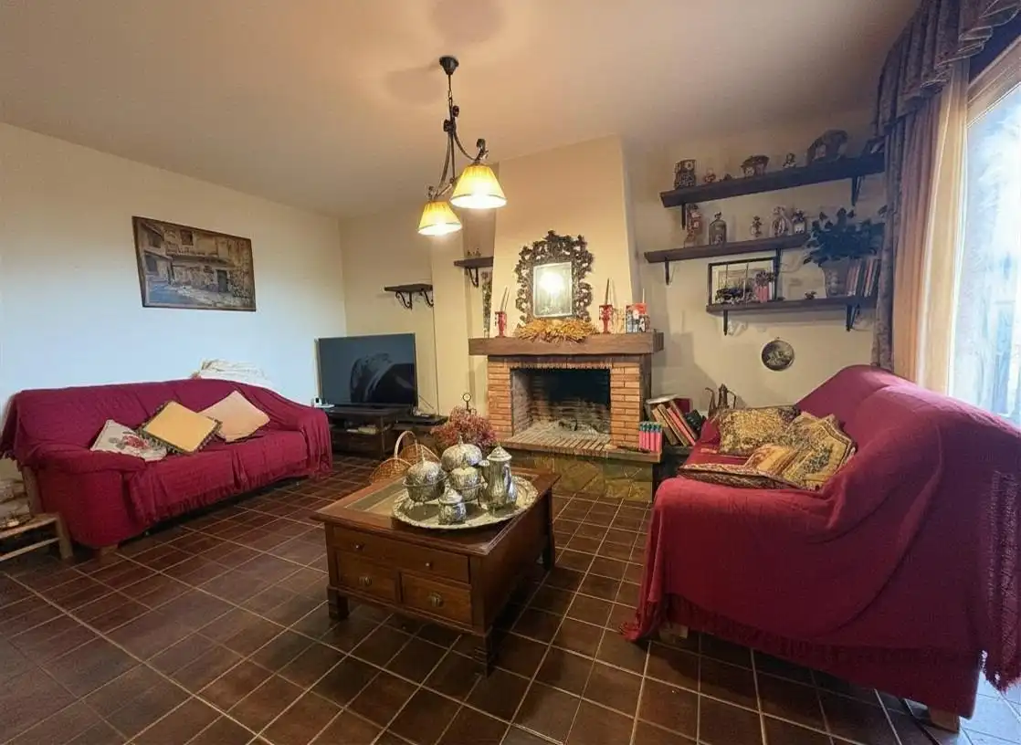 Casa amb terrassa en venda a La Granja - La Colina - Los Pastores, imagen 4