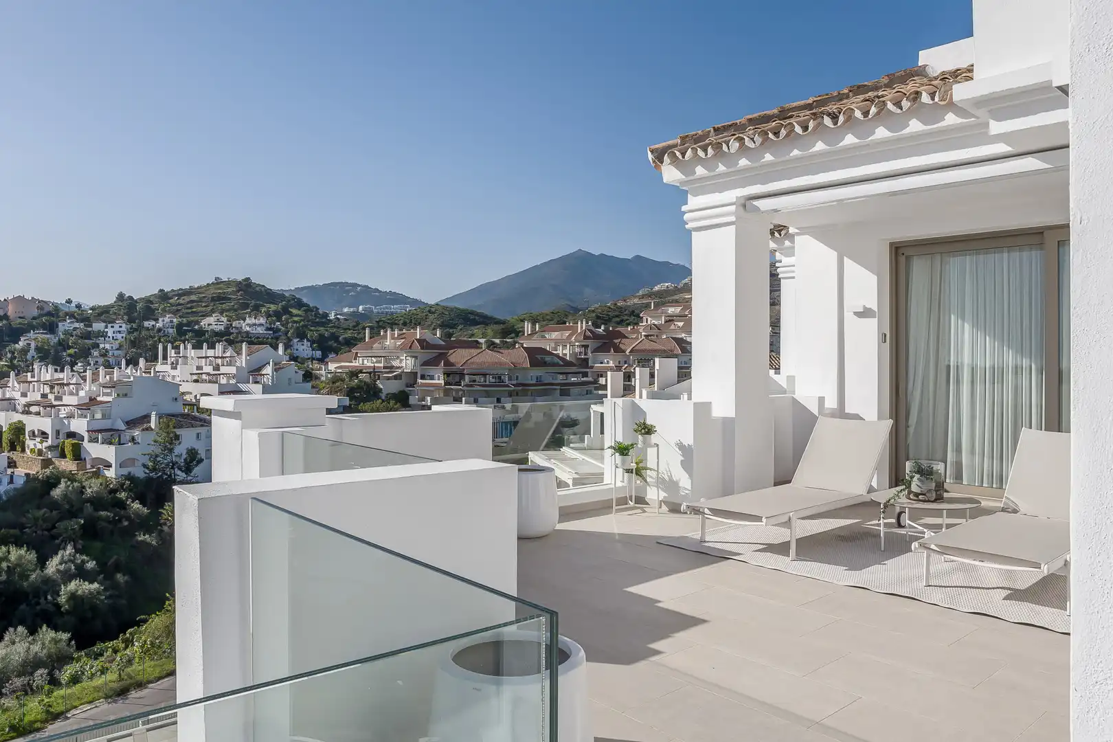 Apartament amb piscina en venda a Nueva Andalucía, imagen 44