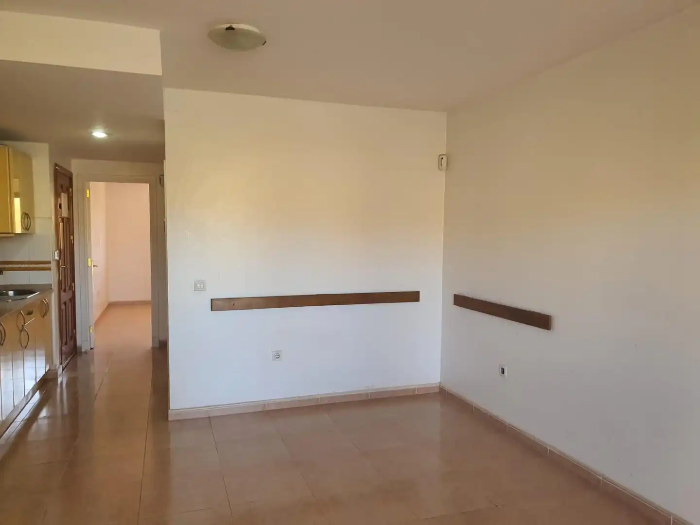 Wohnung zum Verkauf in La Oliva mit Terrasse, Möbliert und Gemeinschaftspool