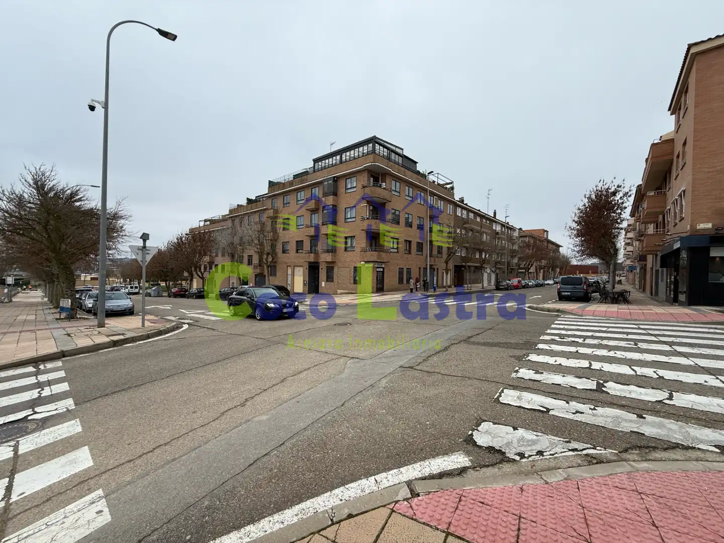 Geschaftsraum zur Miete in Calle Lucio Marineo, Prosperidad - Delicias