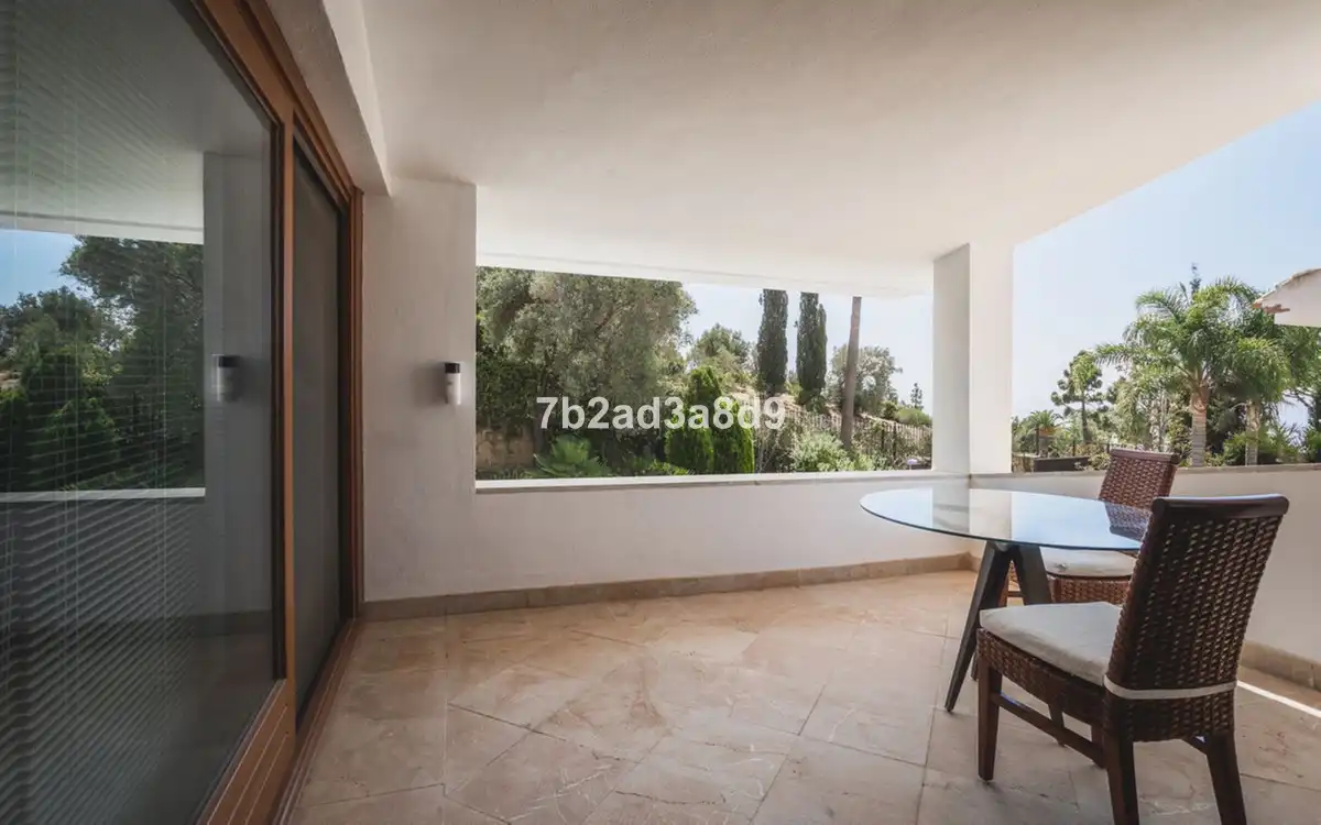 Terrassa de Casa o xalet en venda en Marbella amb Aire condicionat, Jardí privat i Terrassa