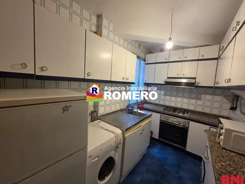 Küche von Wohnung zum Verkauf in Santiago de Compostela  mit Möbliert