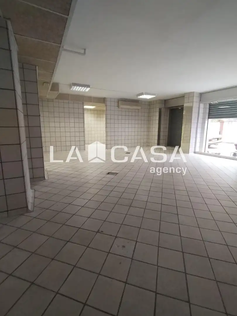 Local comercial en venda a Congost, imagen 4