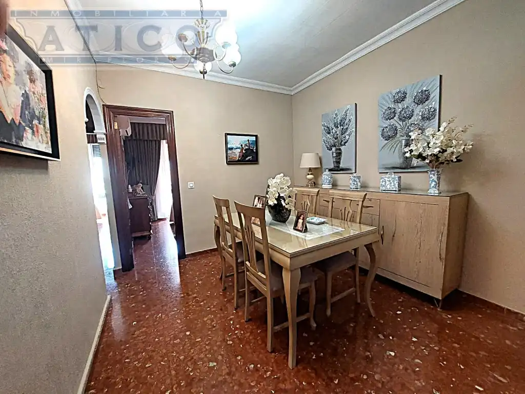 Dining room of Flat for sale in Sevilla  with Air Conditioner