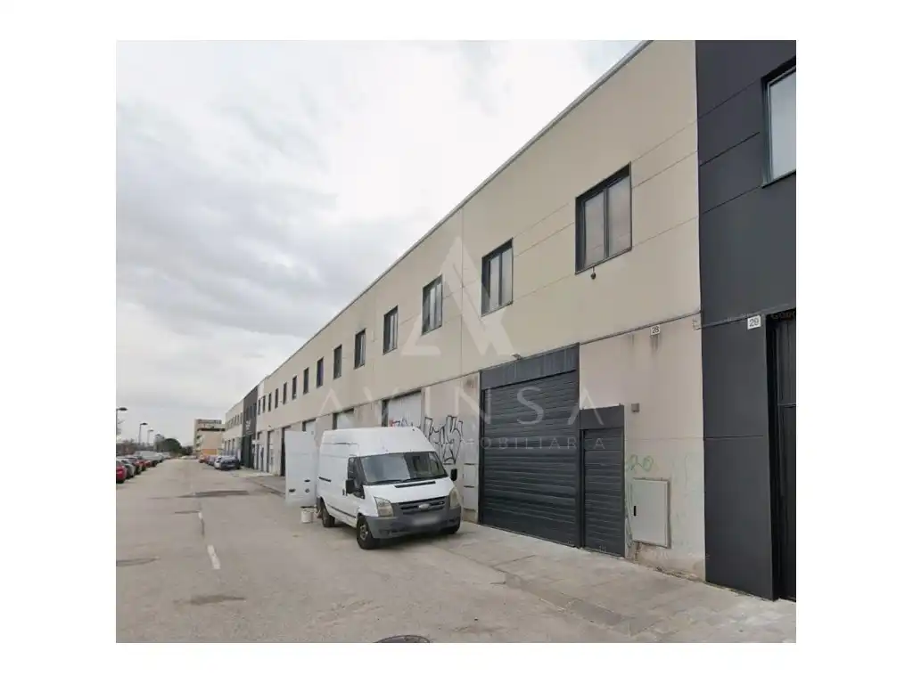 Vista exterior de Nave industrial en venta en Guadalajara