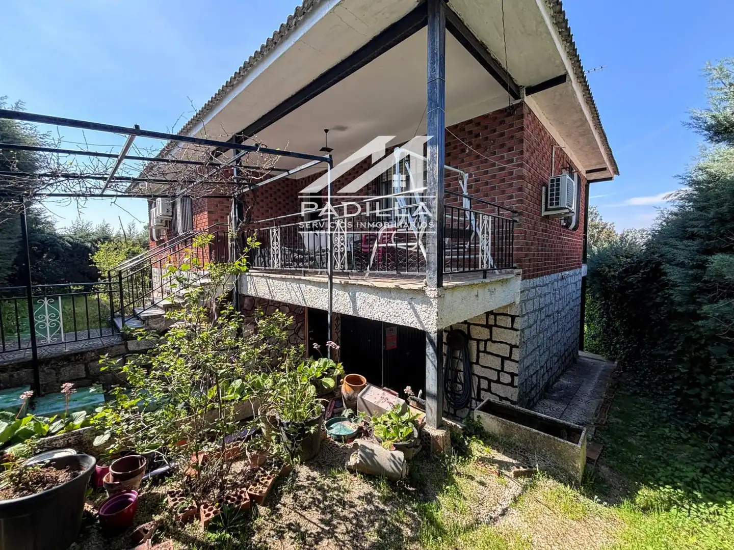 Vista exterior de Casa o chalet en venta en Santa Cruz del Retamar con Aire acondicionado, Calefacción y Terraza