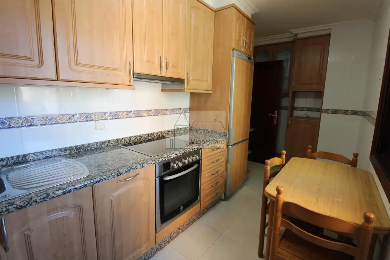 Kitchen of Flat for rent in Vigo   with Heating, Storage room and Furnished