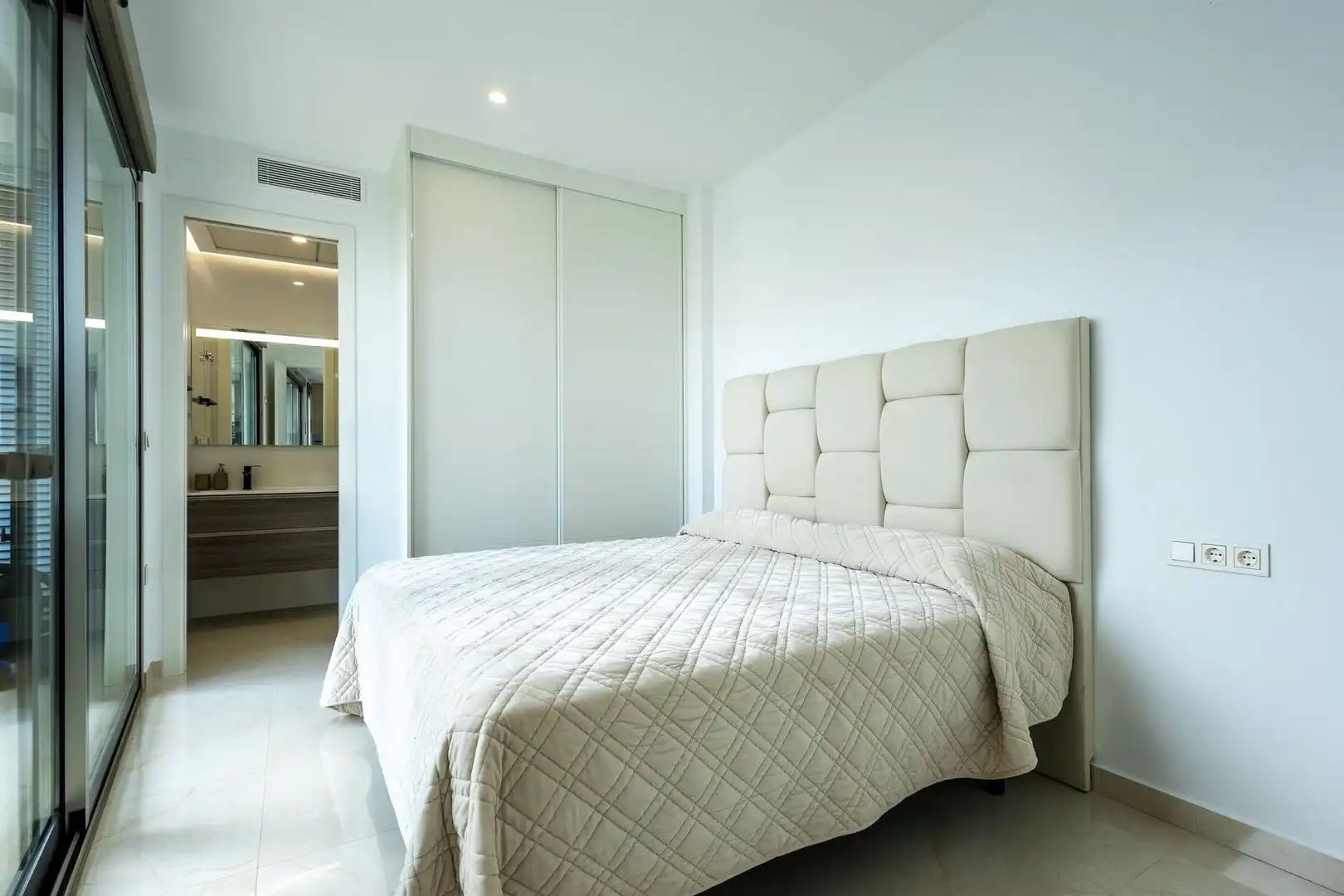 Bedroom of Attic for sale in Torrevieja  with Terrace