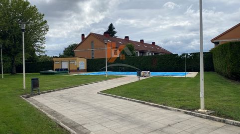 Foto 4 de Piso en venta en Rua Campos de Mirabel, Teo, A Coruña