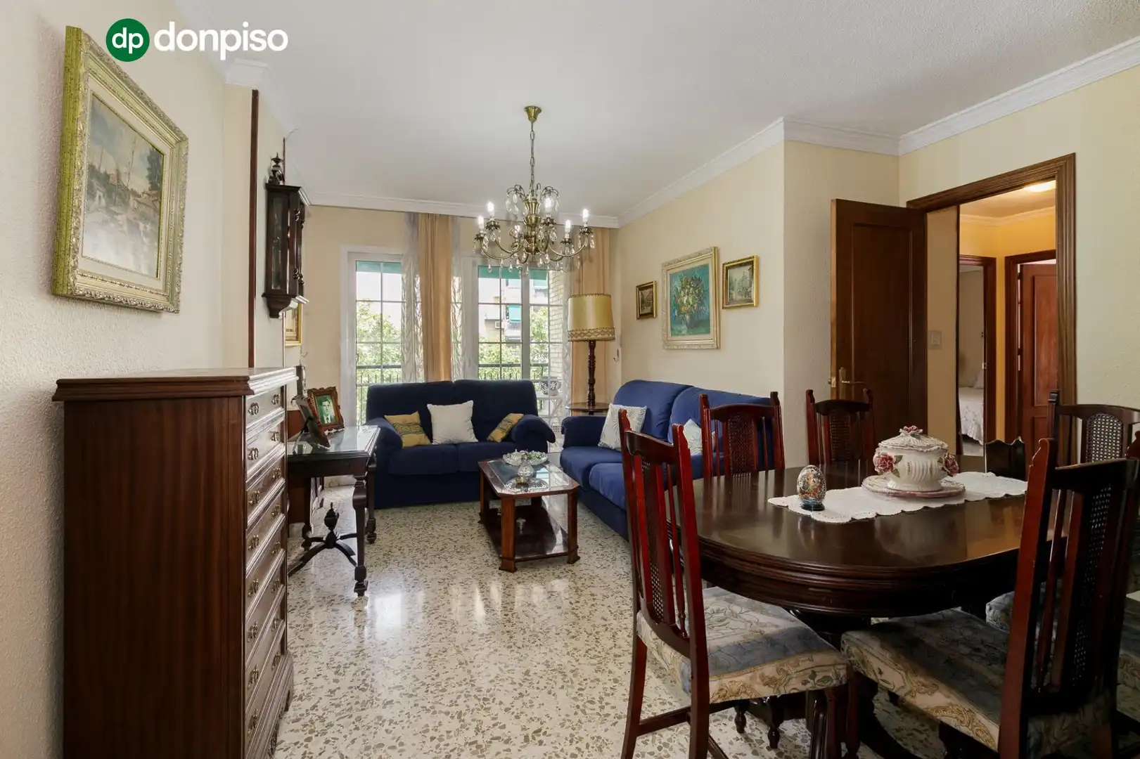 Sala de estar de Piso en venta en Granada con Calefacción