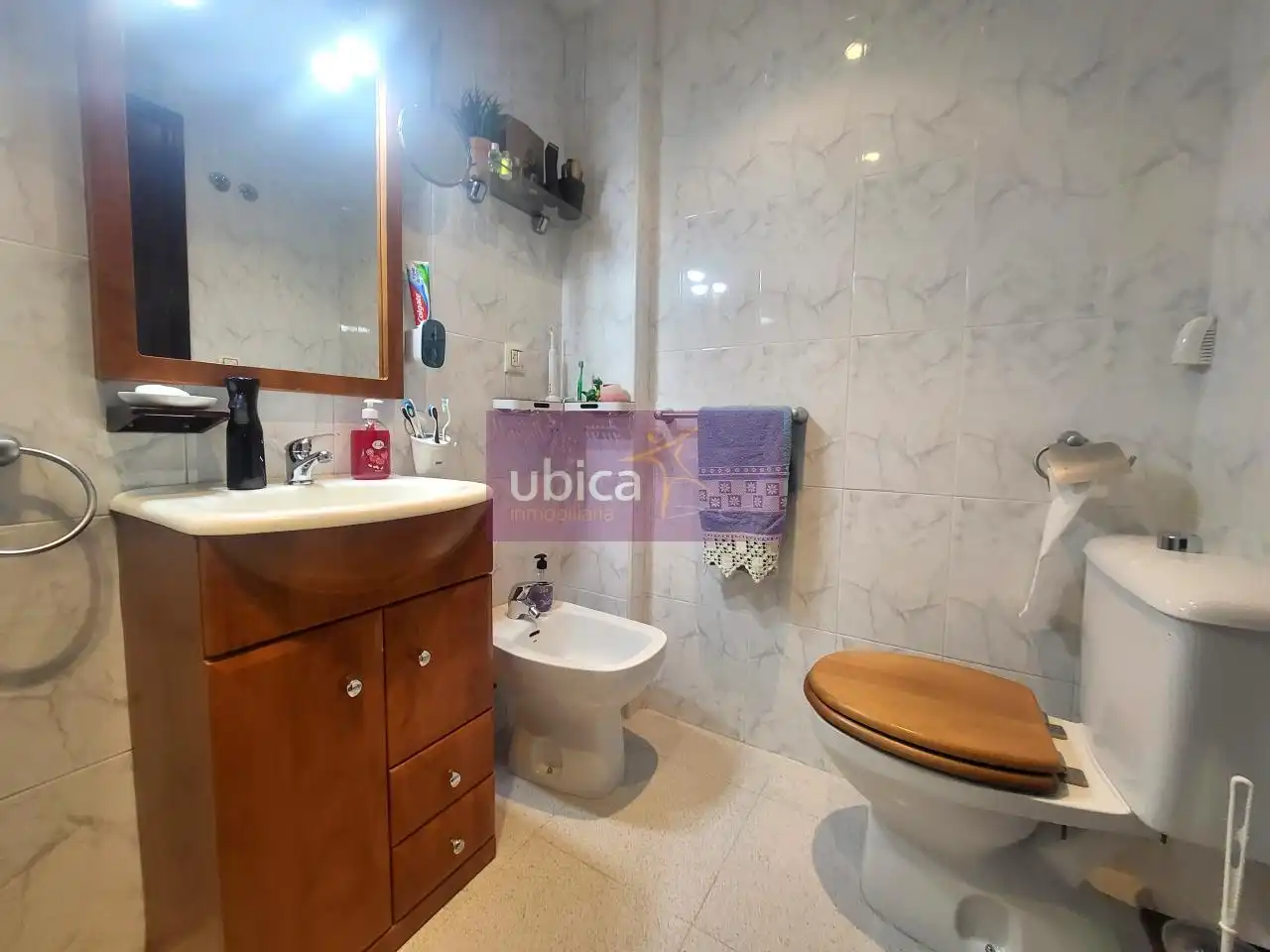 Baño de Piso en venta en Vigo  con Calefacción, Parquet y Trastero