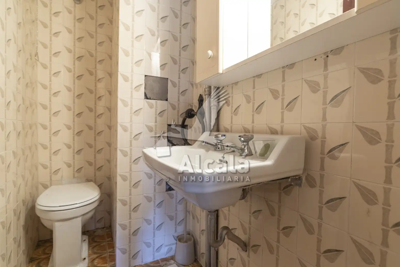 Baño de Casa o chalet en venta en Valverde de Alcalá con Calefacción, Terraza y Trastero
