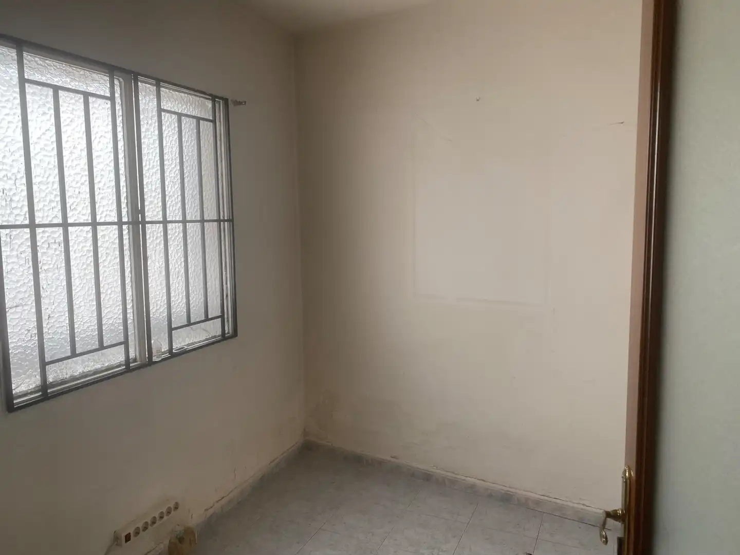 Dormitori de Local de lloguer en Ciudad Real amb Aire condicionat, Calefacció i Internet