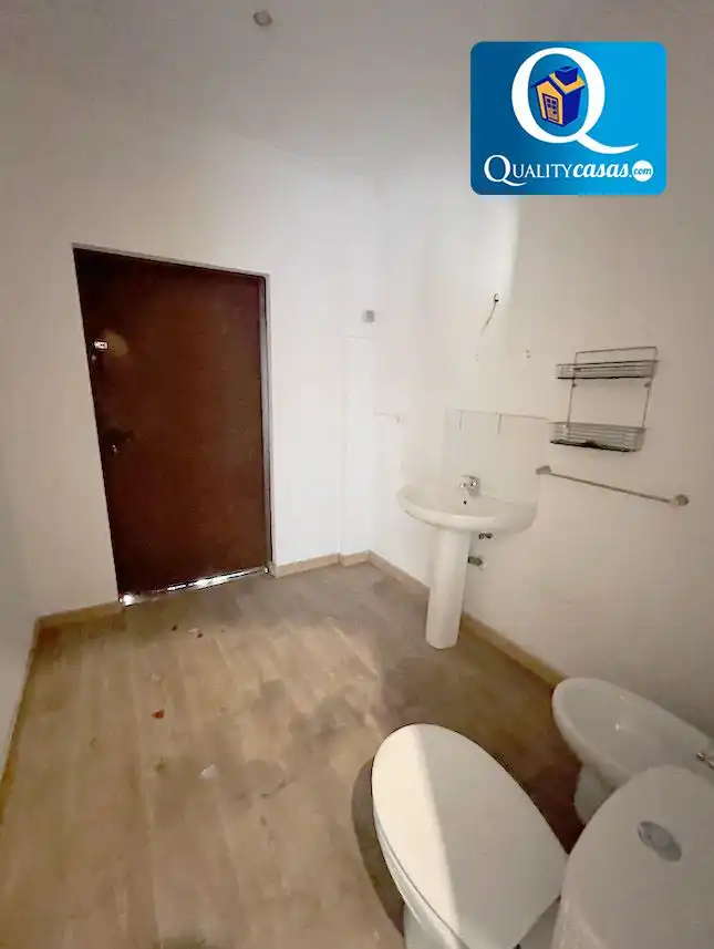 Bany de Casa o xalet en venda en Alicante / Alacant amb Terrassa i Traster