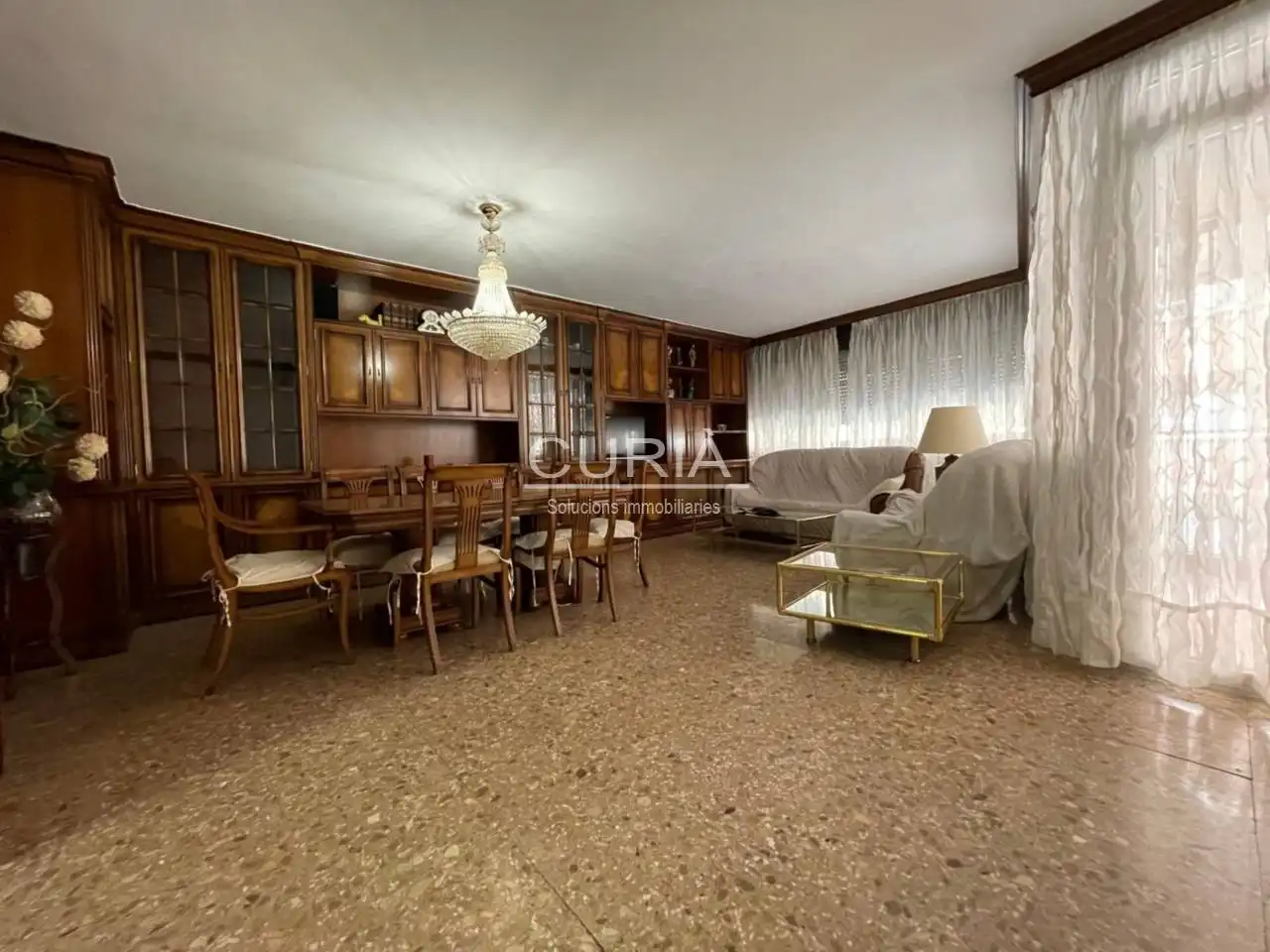 Flat for rent in Instituts - Universitat