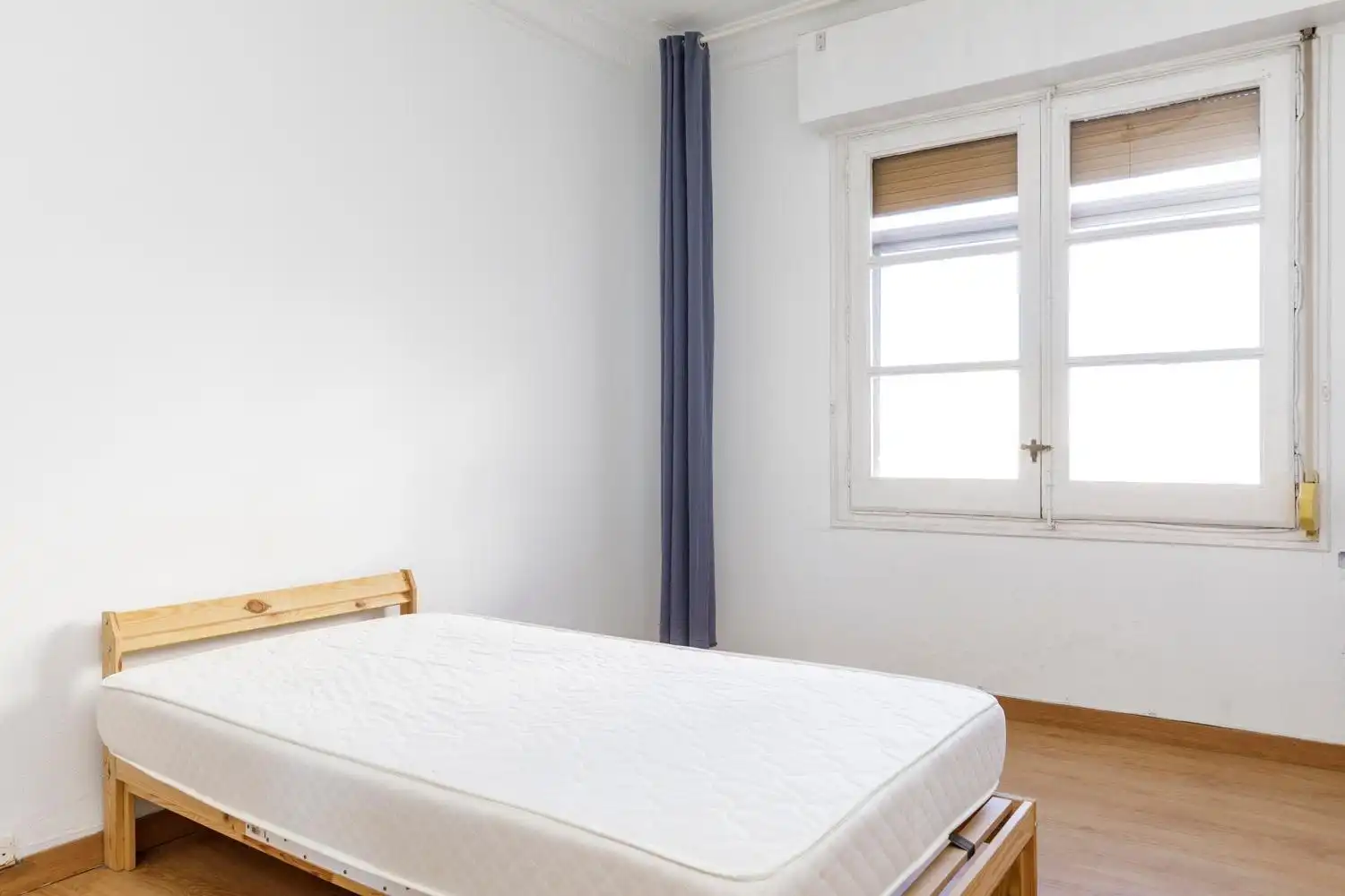 Habitación de Piso en venta en Zaragoza con Calefacción