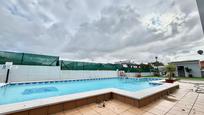 Piscina de Casa adosada en venda en Algeciras amb Terrassa, Balcó i Piscina comunitària